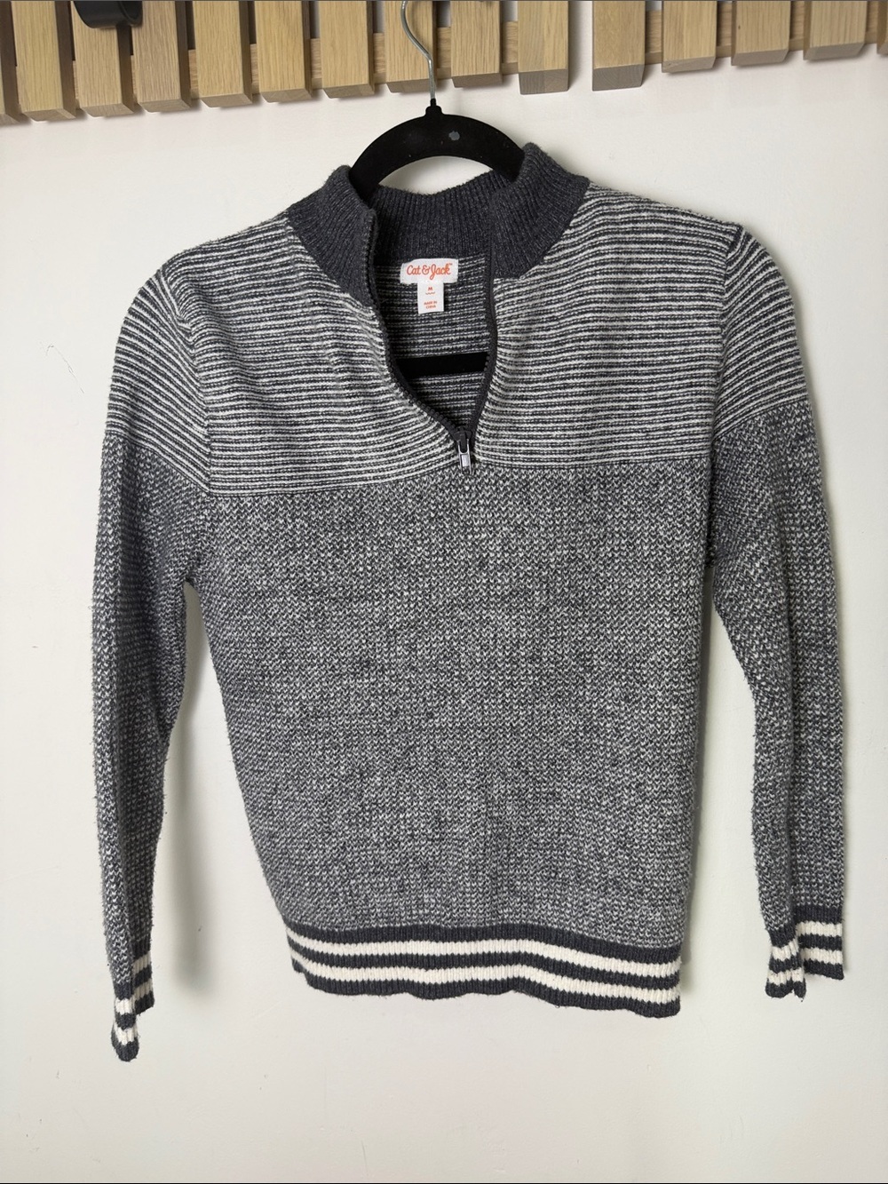 Cat & Jack Navy and White Marled Quarter-Zip Sweater kids size medium